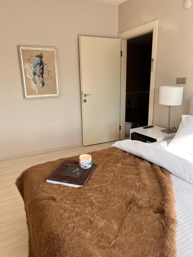 B. Equine Range Hotel Narlidere Exteriér fotografie